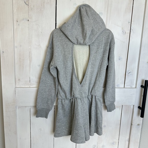 FREE PEOPLE Movement Such A Flirt Open Back Hoodie Romper Heather Gray Sz XS NEW - Picture 7 of 11